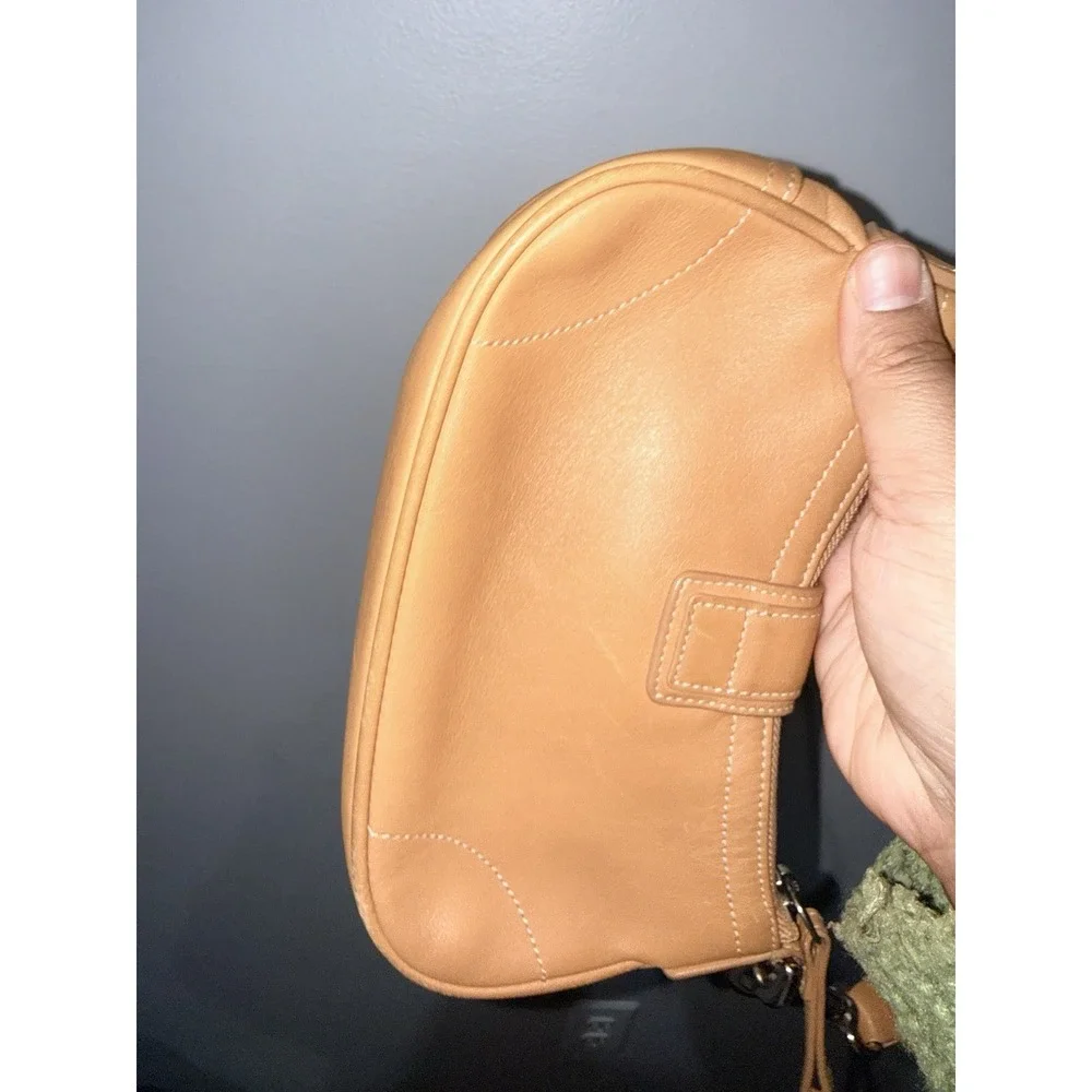 Coach Hamptons Leather Buckle Shoulder Hobo Bag 